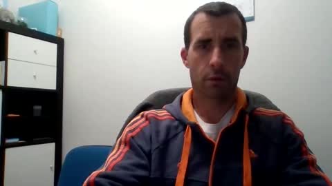 Snapshot of storanex chatting on 11/20/25, 09:25 storanex online show from 11/20/25, 09:25