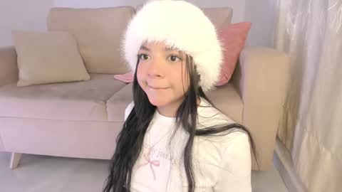 Snapshot of stormi___1 chatting on 09/14/25, 12:21 Zoe -INDEPENDENT MODEL online show from 09/14/25, 12:21