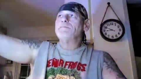 Snapshot of stormynorm14 chatting on 12/11/24, 01:47 stormynorm14 online show from 12/11/24, 01:47