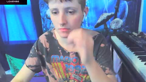 Snapshot of stormythunder chatting on 04/13/26, 04:12 Stormythunder online show from 04/13/26, 04:12