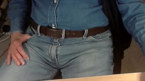 Snapshot of str8_dave chatting on 03/20/26, 08:57 Dave online show from 03/20/26, 08:57