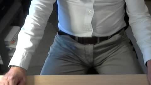 Snapshot of str8_dave chatting on 07/05/26, 07:54 Dave online show from 07/05/26, 07:54
