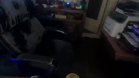 Snapshot of str8chaser1972 chatting on 08/02/26, 03:05 lonely here in the country online show from 08/02/26, 03:05