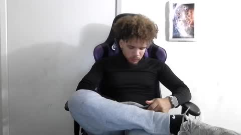 Snapshot of str8dj chatting on 09/10/25, 05:40 Dj online show from 09/10/25, 05:40