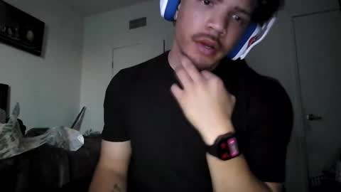 Snapshot of str8dj chatting on 03/07/26, 01:24 Dj online show from 03/07/26, 01:24