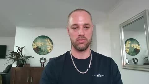 Snapshot of str8feet33 chatting on 11/29/25, 09:07 str8feet33 online show from 11/29/25, 09:07