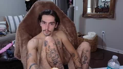Snapshot of str8whiteboy21 chatting on 09/28/25, 07:41 str8whiteboy21 online show from 09/28/25, 07:41