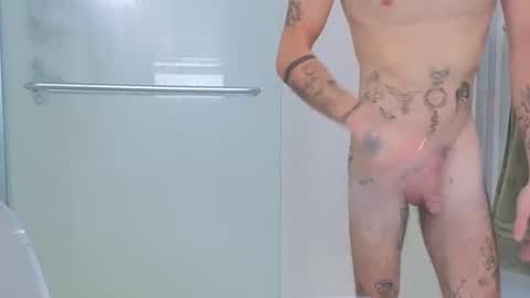 str8whiteboy21 online show from 10/28/25, 02:53