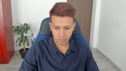 Snapshot of straight_boys_hornys chatting on 01/12/26, 07:41 straight_boys_hornys online show from 01/12/26, 07:41