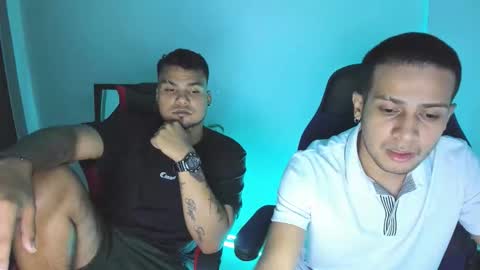 Snapshot of straight_boys_hornys chatting on 02/07/26, 02:48 straight_boys_hornys online show from 02/07/26, 02:48