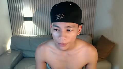 Snapshot of straight_moreno69 chatting on 05/18/26, 03:13 James online show from 05/18/26, 03:13