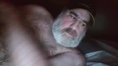 Snapshot of straightbear4you chatting on 12/07/24, 12:02 Straightbear4you online show from 12/07/24, 12:02