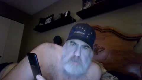 Straightbear4you online show from 04/18/26, 11:14