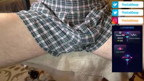 Snapshot of straightcalidick chatting on 11/15/25, 07:54 Cali online show from 11/15/25, 07:54