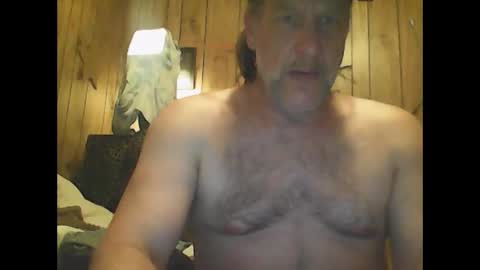 straightmaletouse online show from 04/21/26, 05:36