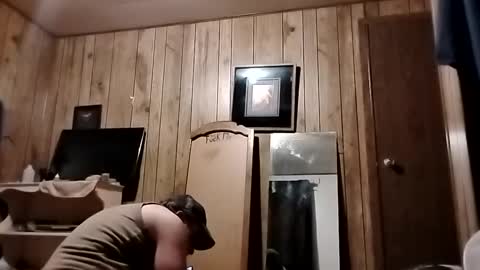 Snapshot of straighttoy chatting on 02/22/25, 09:23 straighttoy online show from 02/22/25, 09:23