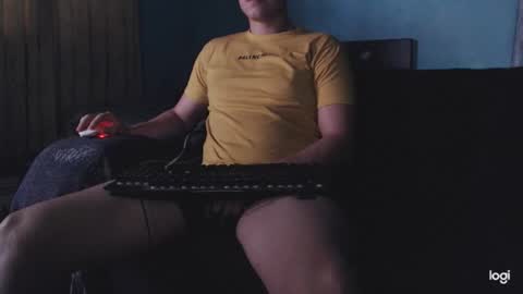 Snapshot of straiker_ chatting on 02/08/26, 08:56 striker online show from 02/08/26, 08:56