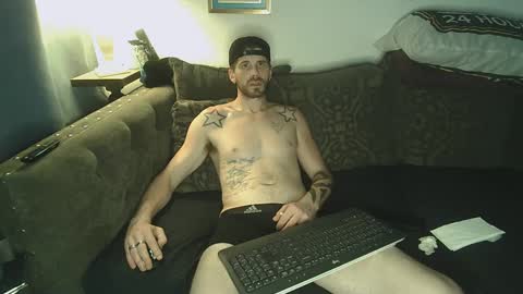 Snapshot of straitpipermann22 chatting on 09/11/25, 10:32 straitpipermann22 online show from 09/11/25, 10:32