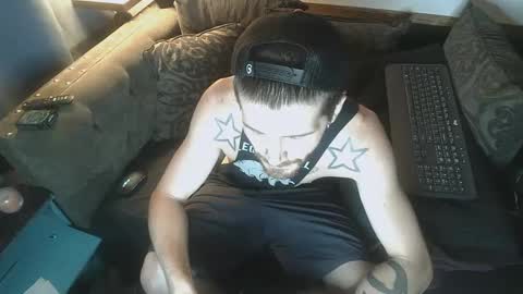 Snapshot of straitpipermann22 chatting on 09/13/25, 05:40 straitpipermann22 online show from 09/13/25, 05:40