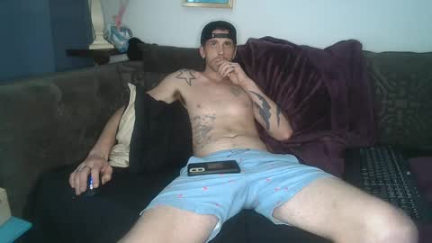 Snapshot of straitpipermann22 chatting on 09/15/25, 10:32 straitpipermann22 online show from 09/15/25, 10:32