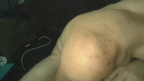 Snapshot of straitpipermann22 chatting on 09/19/25, 04:07 straitpipermann22 online show from 09/19/25, 04:07