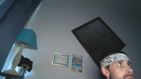 Snapshot of straitpipermann22 chatting on 10/04/25, 06:17 straitpipermann22 online show from 10/04/25, 06:17