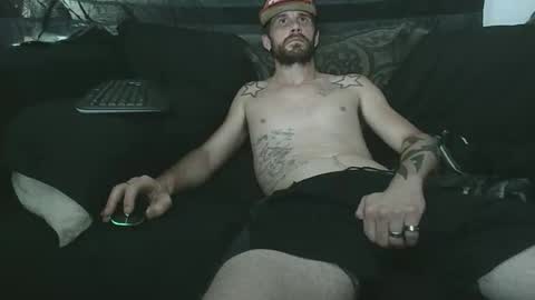 Snapshot of straitpipermann22 chatting on 10/15/25, 09:59 straitpipermann22 online show from 10/15/25, 09:59