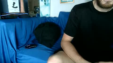 Snapshot of straitpipermann22 chatting on 11/23/25, 08:41 straitpipermann22 online show from 11/23/25, 08:41