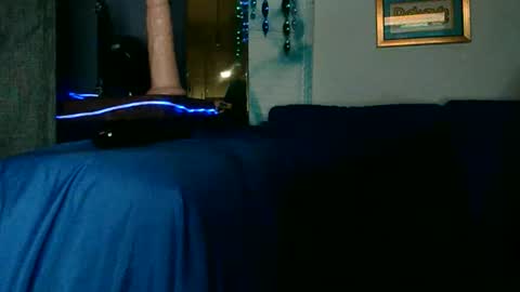 Snapshot of straitpipermann22 chatting on 11/26/25, 08:48 straitpipermann22 online show from 11/26/25, 08:48