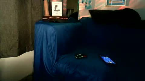 Snapshot of straitpipermann22 chatting on 11/27/25, 11:29 straitpipermann22 online show from 11/27/25, 11:29