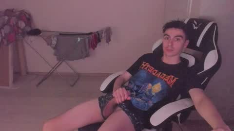 Ray online show from 10/15/25, 04:40