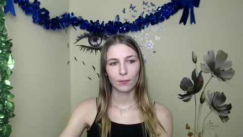 Snapshot of stranger_giirl chatting on 01/15/25, 04:00 Amalia online show from 01/15/25, 04:00