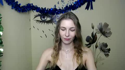 Snapshot of stranger_giirl chatting on 01/23/25, 01:24 Amalia online show from 01/23/25, 01:24