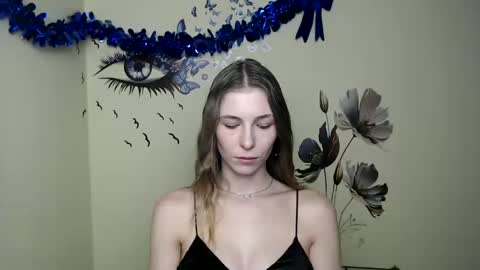 Snapshot of stranger_giirl chatting on 01/24/25, 07:18 Amalia online show from 01/24/25, 07:18