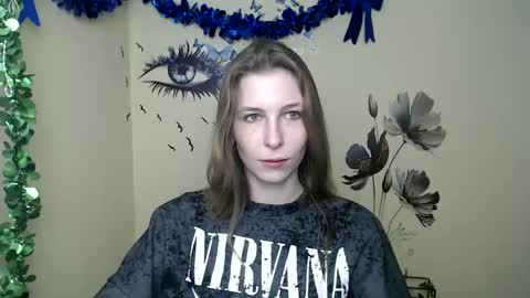 Snapshot of stranger_giirl chatting on 02/25/25, 12:55 Amalia online show from 02/25/25, 12:55