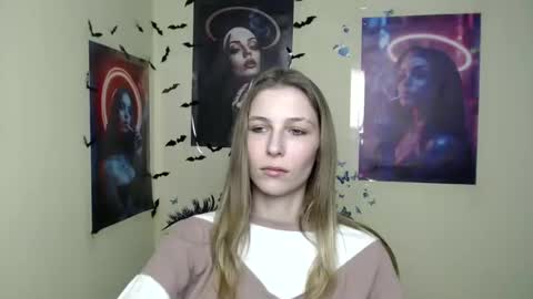 Snapshot of stranger_giirl chatting on 03/10/25, 04:03 Amalia online show from 03/10/25, 04:03