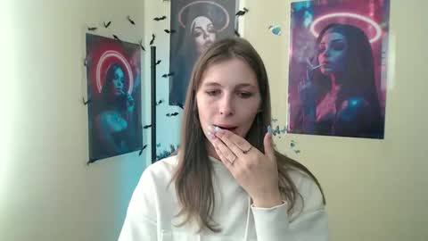 Snapshot of stranger_giirl chatting on 09/14/25, 06:34 Amalia online show from 09/14/25, 06:34