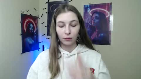 Snapshot of stranger_giirl chatting on 02/15/26, 07:51 Amalia online show from 02/15/26, 07:51