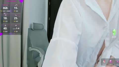 strawberry_loveee online show from 11/09/25, 06:12