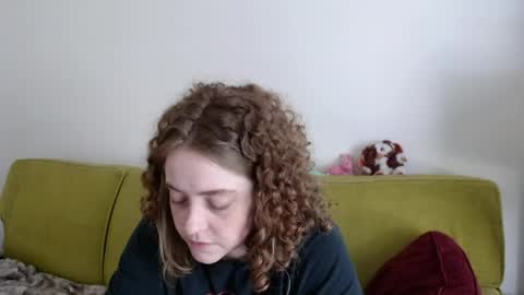 Strawberrylotsacake online show from 05/11/26, 04:48