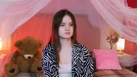 Snapshot of strawbunnybite chatting on 06/15/26, 03:14 Bunny online show from 06/15/26, 03:14