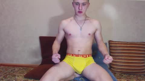 Snapshot of street_yan chatting on 03/27/26, 08:52 Yan online show from 03/27/26, 08:52