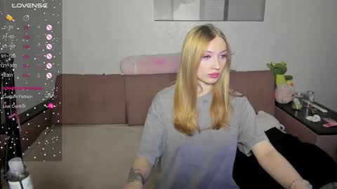 Snapshot of streis_mua chatting on 03/09/25, 10:41 Streis  open pvt online show from 03/09/25, 10:41