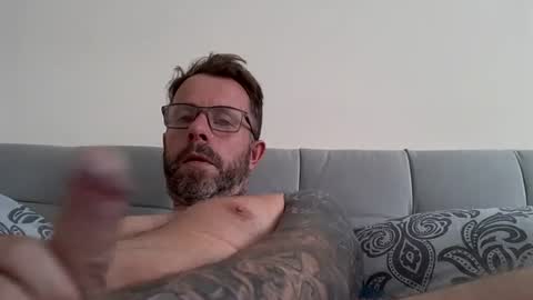 Snapshot of stretchanderson chatting on 07/28/26, 04:39 stretchanderson online show from 07/28/26, 04:39
