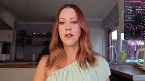 Amorina online show from 11/12/25, 10:26