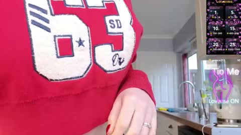 Amorina online show from 02/13/26, 10:33