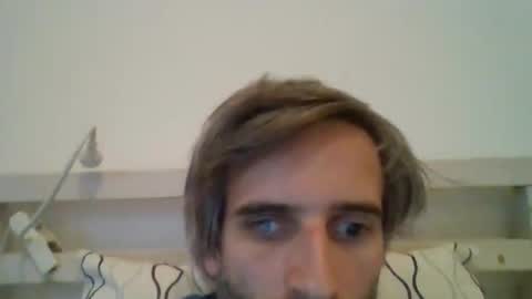 Snapshot of stroke1 chatting on 01/09/26, 07:44 stroke1 online show from 01/09/26, 07:44