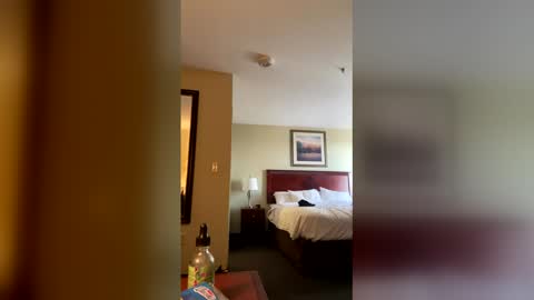 strokeherpokeher online show from 12/18/25, 02:34