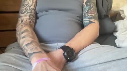 Snapshot of stroking33again chatting on 02/09/26, 03:05 stroking33again online show from 02/09/26, 03:05