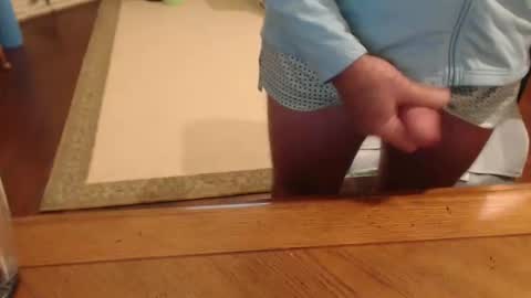 Snapshot of stromg2000 chatting on 01/05/26, 05:49 stromg2000 online show from 01/05/26, 05:49